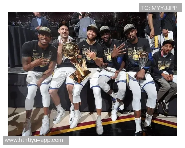 KD降薪三千万与小兄弟们共拼未来球员选项成关键转折点 KD降薪三千万与小兄弟们共拼未来球员选项成关键转折点